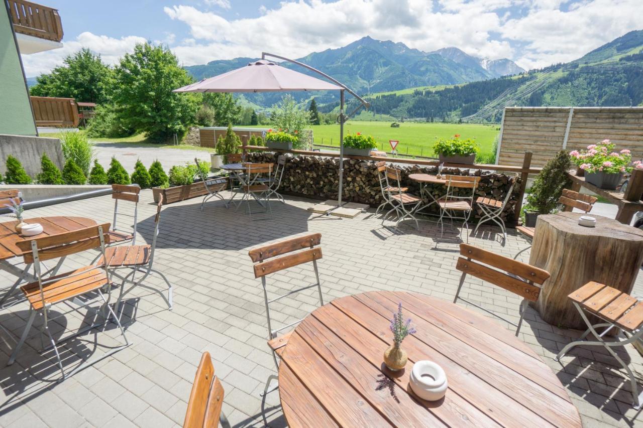 Praga Apartments & Restaurant Zell Am See-Kaprun Piesendorf Εξωτερικό φωτογραφία