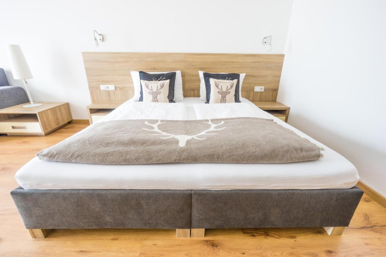Praga Apartments & Restaurant Zell Am See-Kaprun Piesendorf Εξωτερικό φωτογραφία