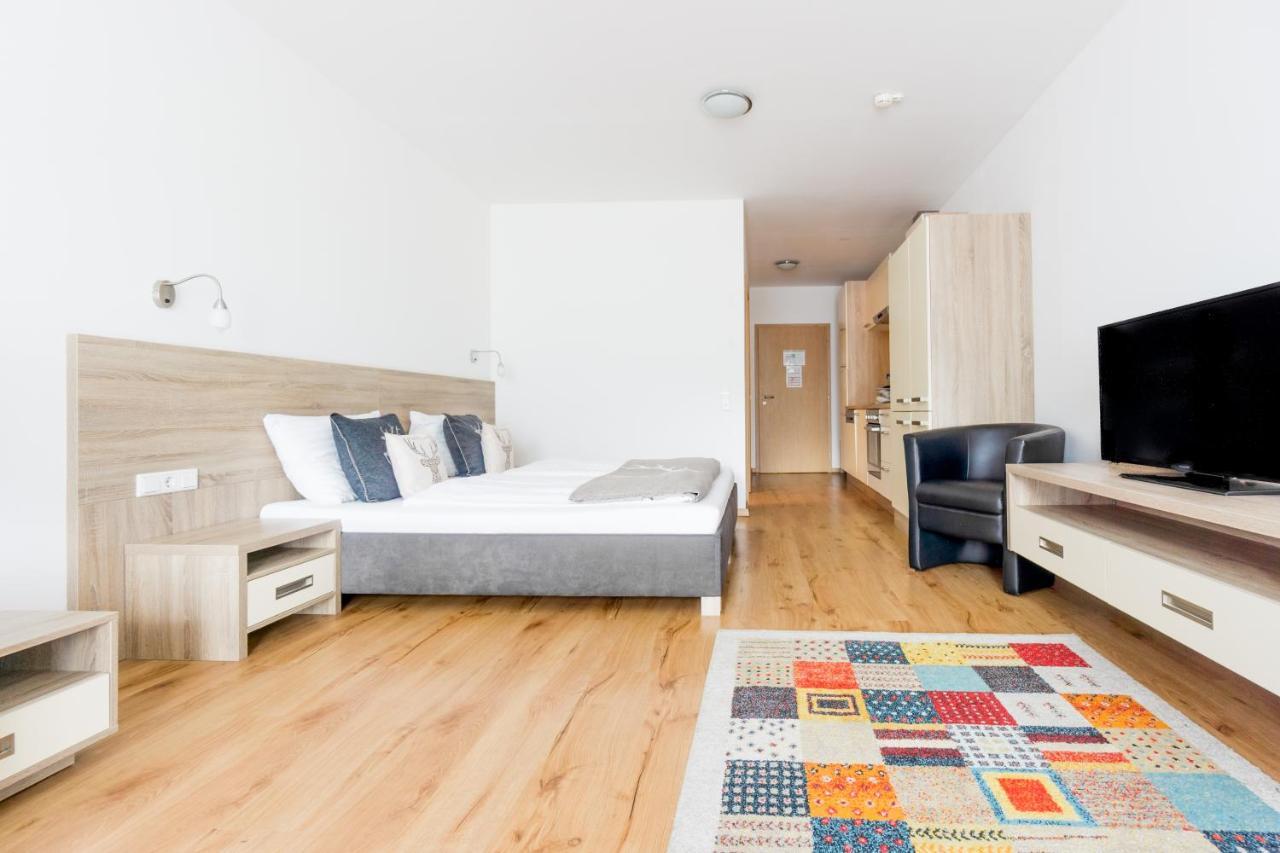 Praga Apartments & Restaurant Zell Am See-Kaprun Piesendorf Εξωτερικό φωτογραφία