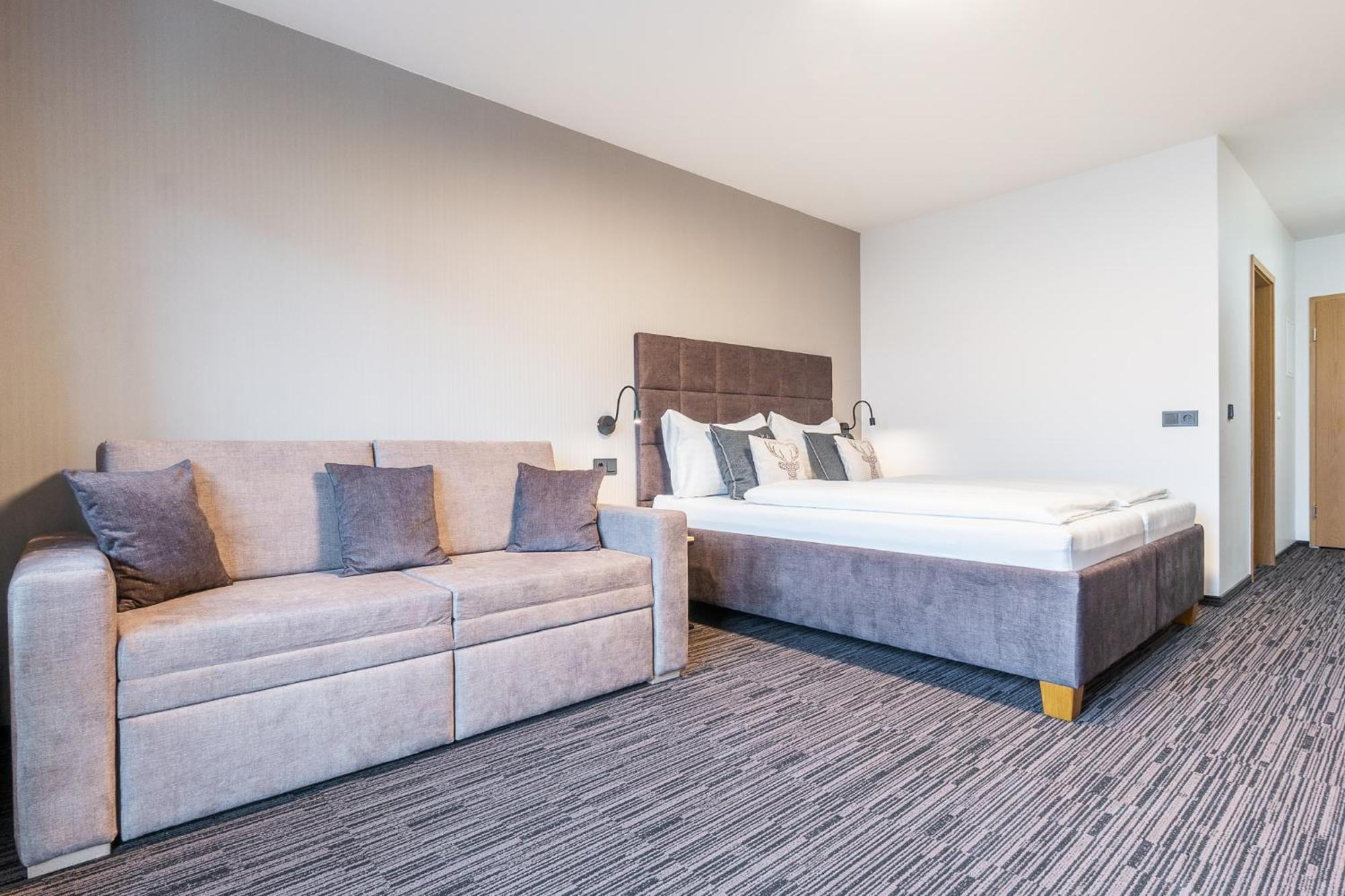 Praga Apartments & Restaurant Zell Am See-Kaprun Piesendorf Εξωτερικό φωτογραφία